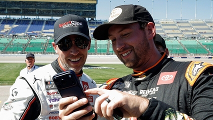 Chase Briscoe bests JGR teammate Hamlin for Kansas Cup pole