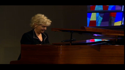 Kelly Mowrer – When I Survey the Wondrous Cross